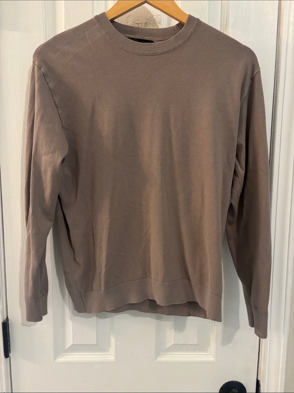 Zara Men's Crewneck Sweater in Taupe